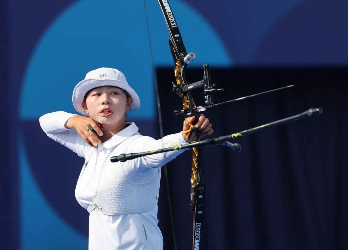 积极宣传德国足球，朗尼克被授予“2024德国足球大使”称号