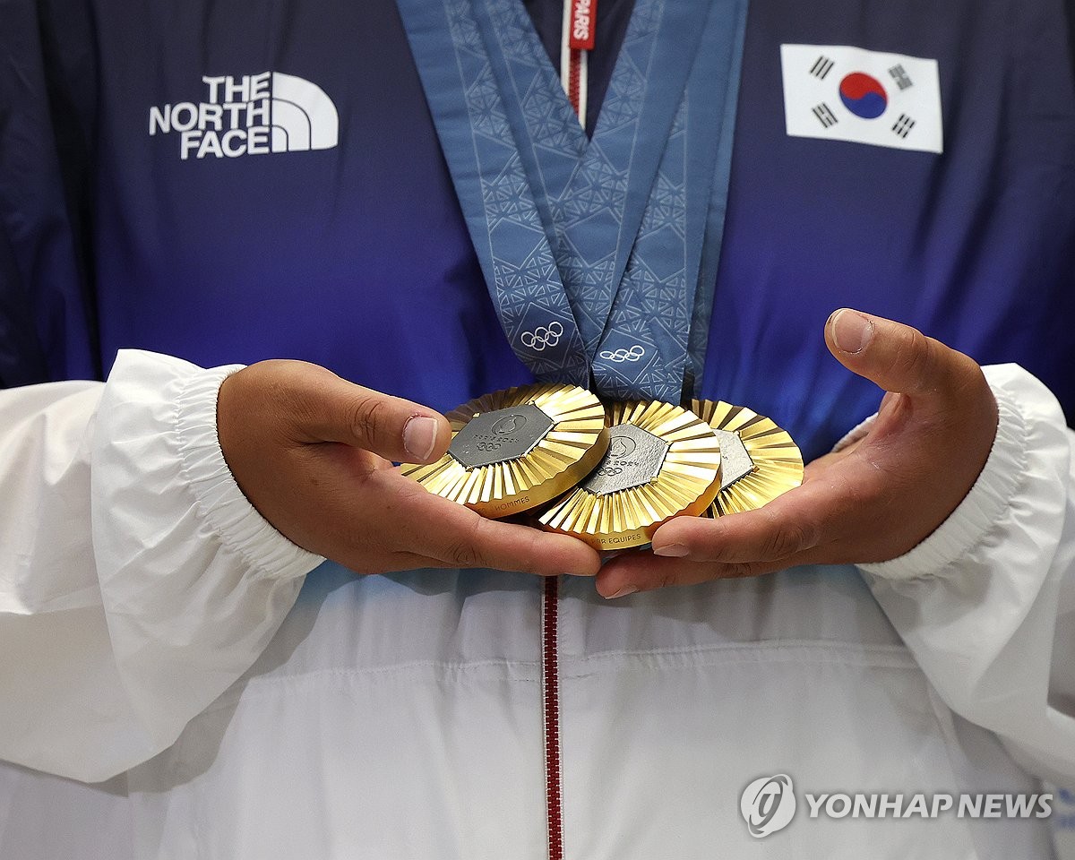 桑乔：德罗巴和兰帕德是我儿时偶像 很高兴能追随他们的脚步