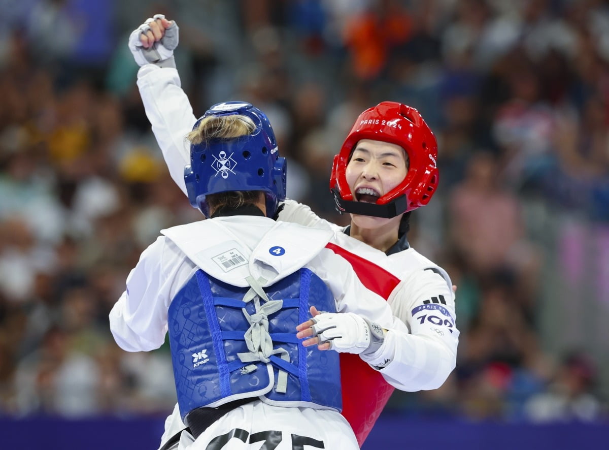 阳光球员哈里斯脚踝伤势缺席G2 马布里将顶替首发出战