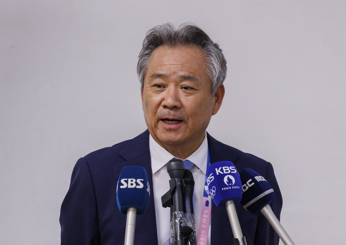 山东113-107北京，来看赛后许利民和陈盈骏说了什么？球迷笑了
