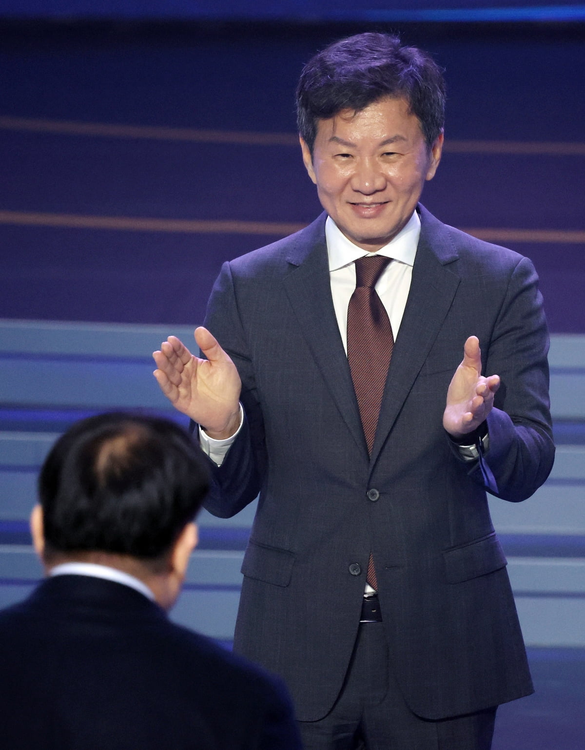 西蒙尼谈罗德里获金球奖：这是他应得的；他选择去曼城很明智