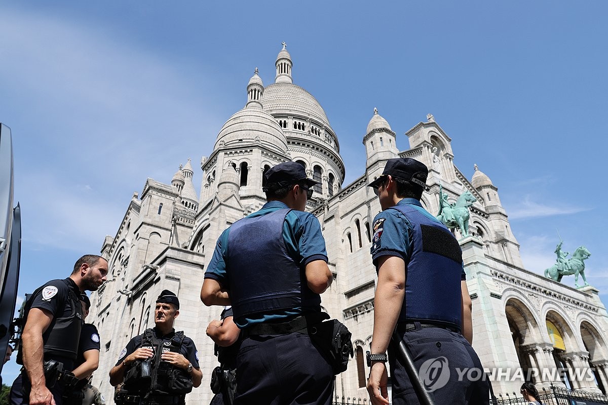 妖刀传人！？莫兰特转体360度空中换手上篮命中！