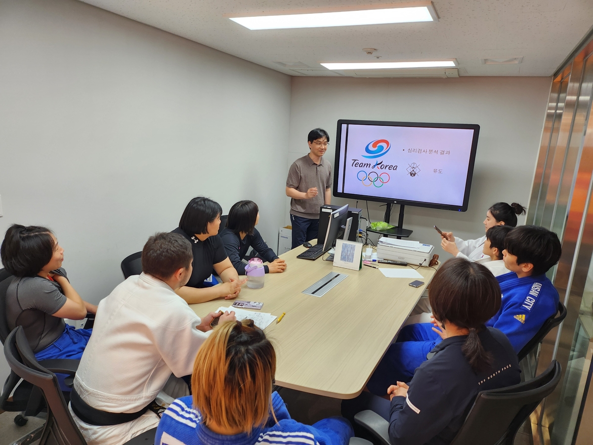 不仅仅是莱万！巴萨5场4人攻入3球以上 多点开花无人能防