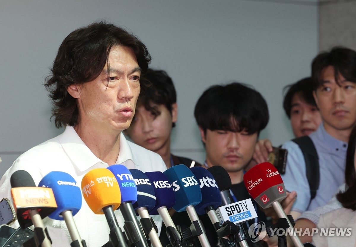 卡拉格：帕尔默现在就是英超最佳球员 上赛季就该击败福登当选
