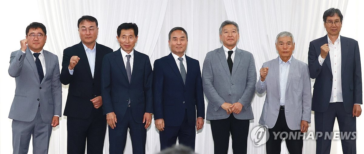 十佳球预定！波杰海底捞月飞身救球 穿越半场助攻库明加完成暴扣！