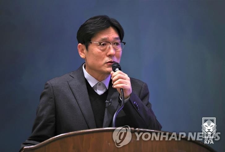 伯恩茅斯vs切尔西 主裁安东尼·泰勒单场共出示14张黄牌 打破英超纪录