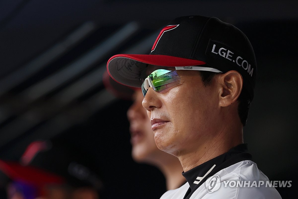 山东25分大胜四川！两战全胜出线形势大好 克里斯19分钟砍26分