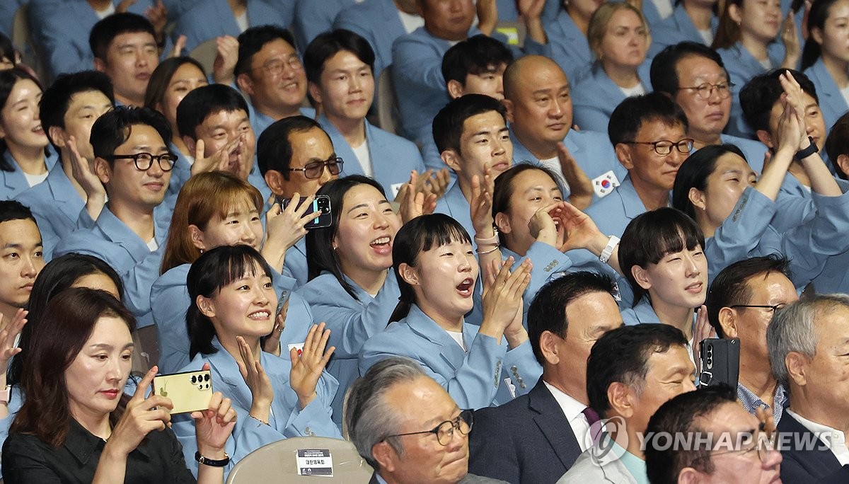 变天了！该队已剑指西部第一！别说雷霆，连勇士也压不住他了