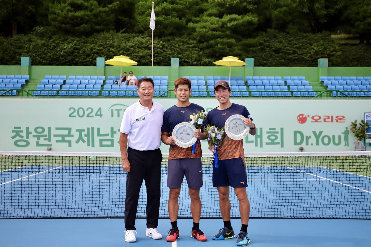胁坂泰斗捡漏破门被吹罚越位在先 川崎前锋仍1-0领先鸟栖砂岩