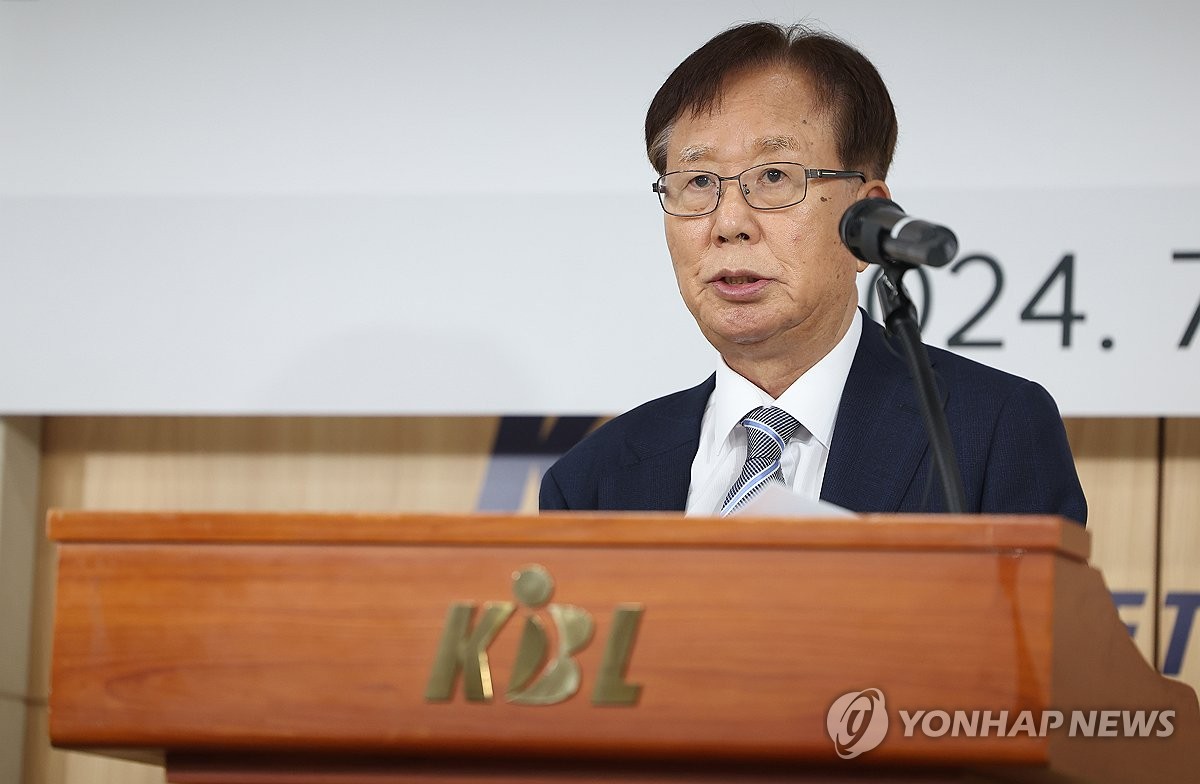 埃利亚斯：想去西甲或英超，我关注皇马巴萨曼城切尔西利物浦