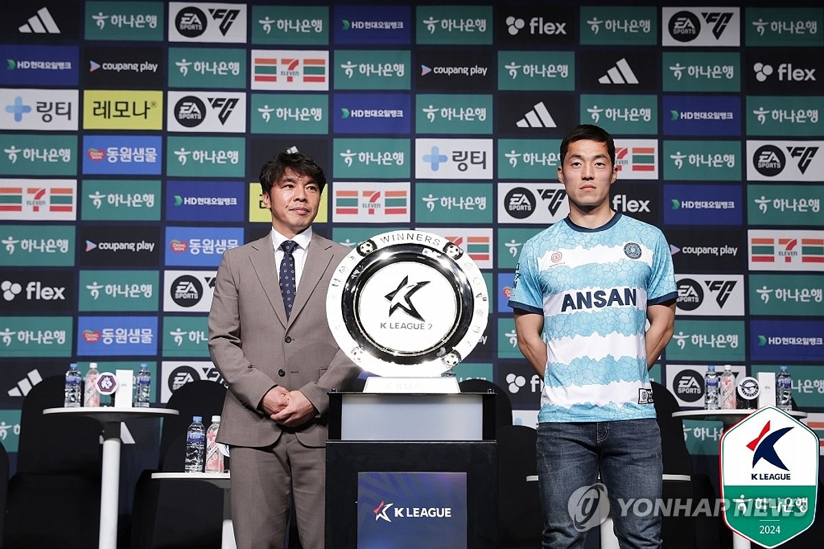 ⚽美职联战报：博安加点射 奥利维拉爆射得手  洛杉矶FC主场2-1温哥华白帽
