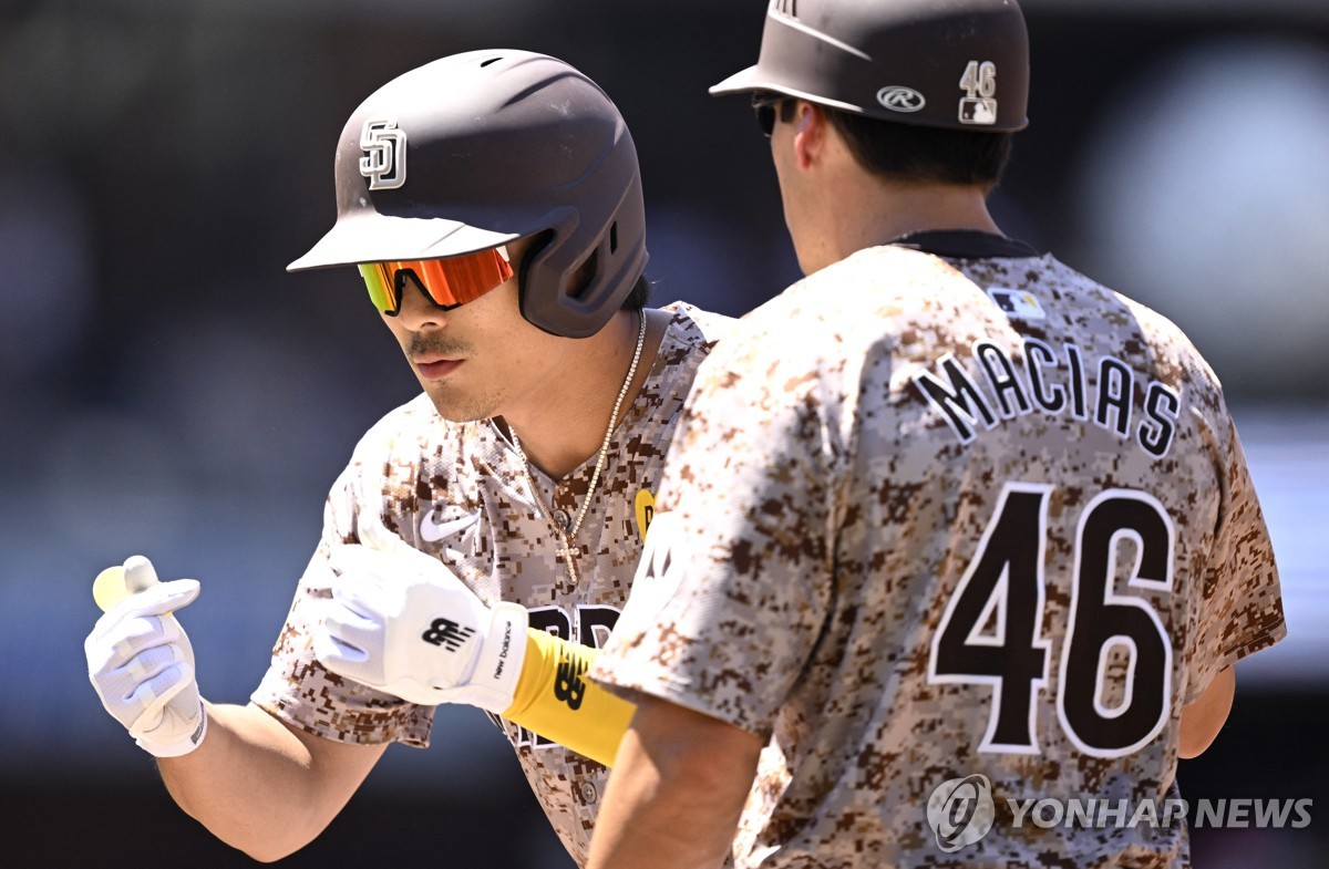 喋喋不休！格林领到本赛季第7次技术犯规