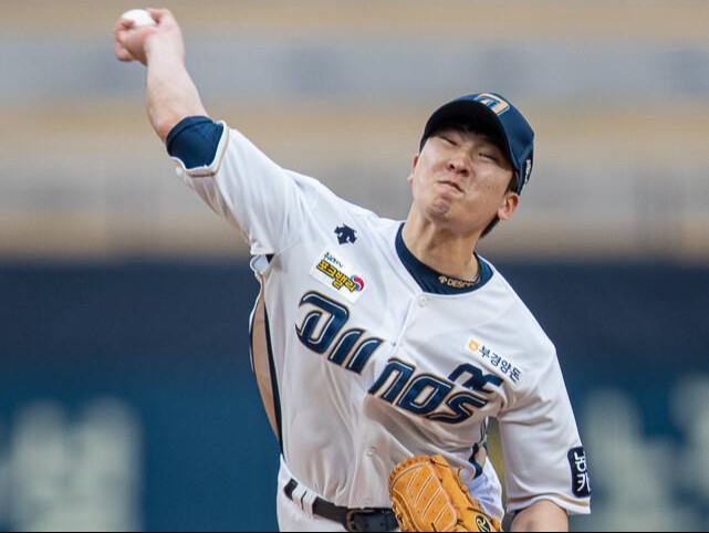 扳平比分！奥利塞助攻穆西亚拉头球破门，拜仁1-1多特