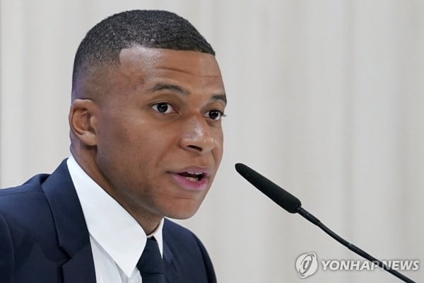 威尼斯vs帕尔马：波赫扬帕洛、邓肯首发，铃木彩艳出战
